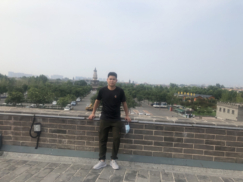 123.向左向右的第一张照片--漳州交友中心